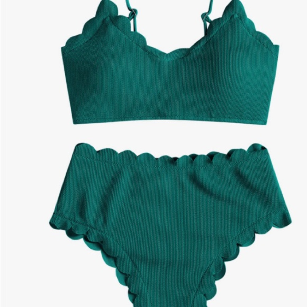 Zaful Green Scalloped Bikini Set
